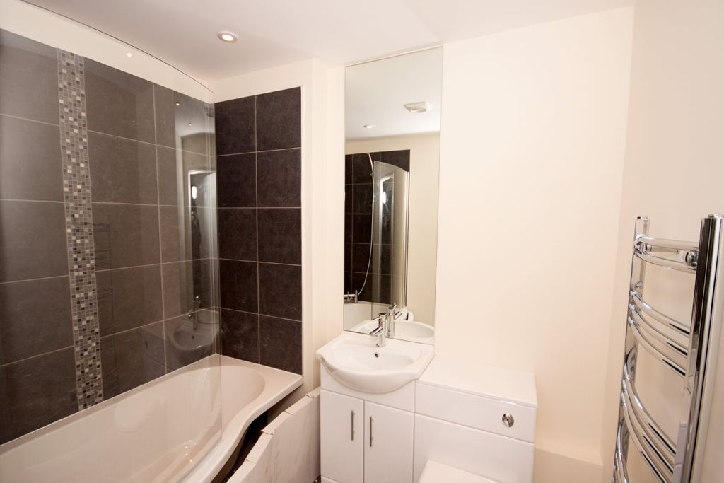 Property photo 2 of 6 61658044.Jpg