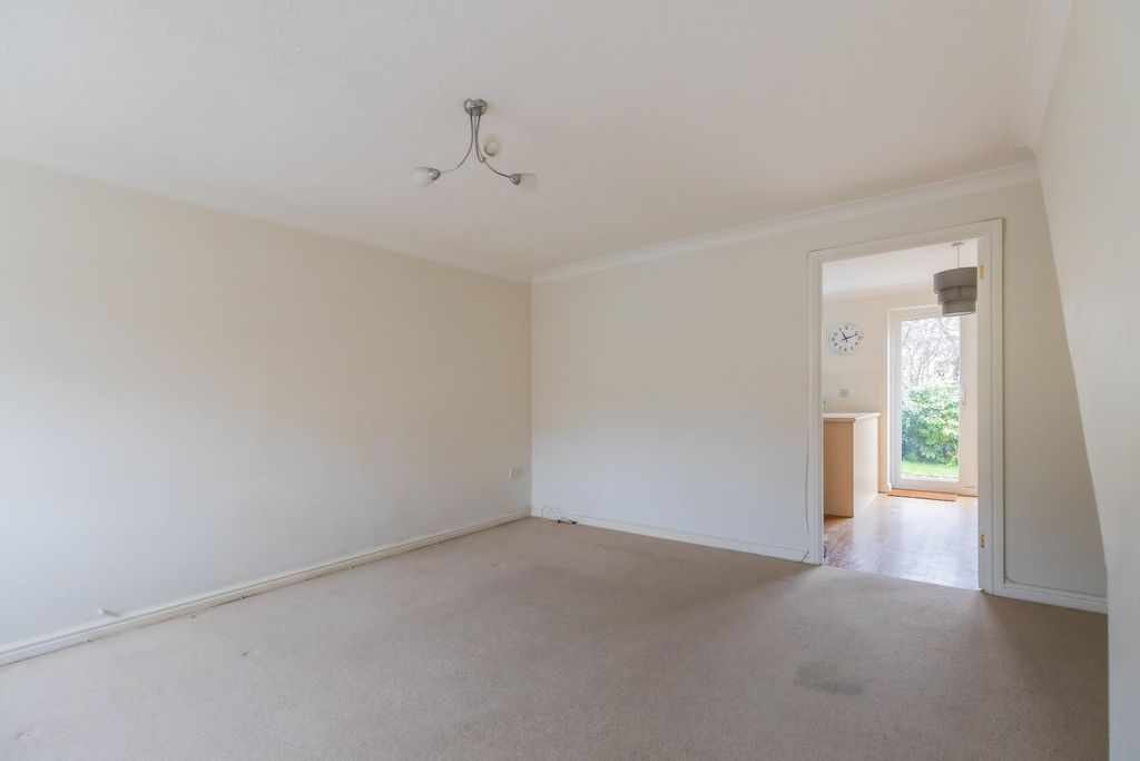 Property photo 2 of 13 38 (4 Of 13).Jpg