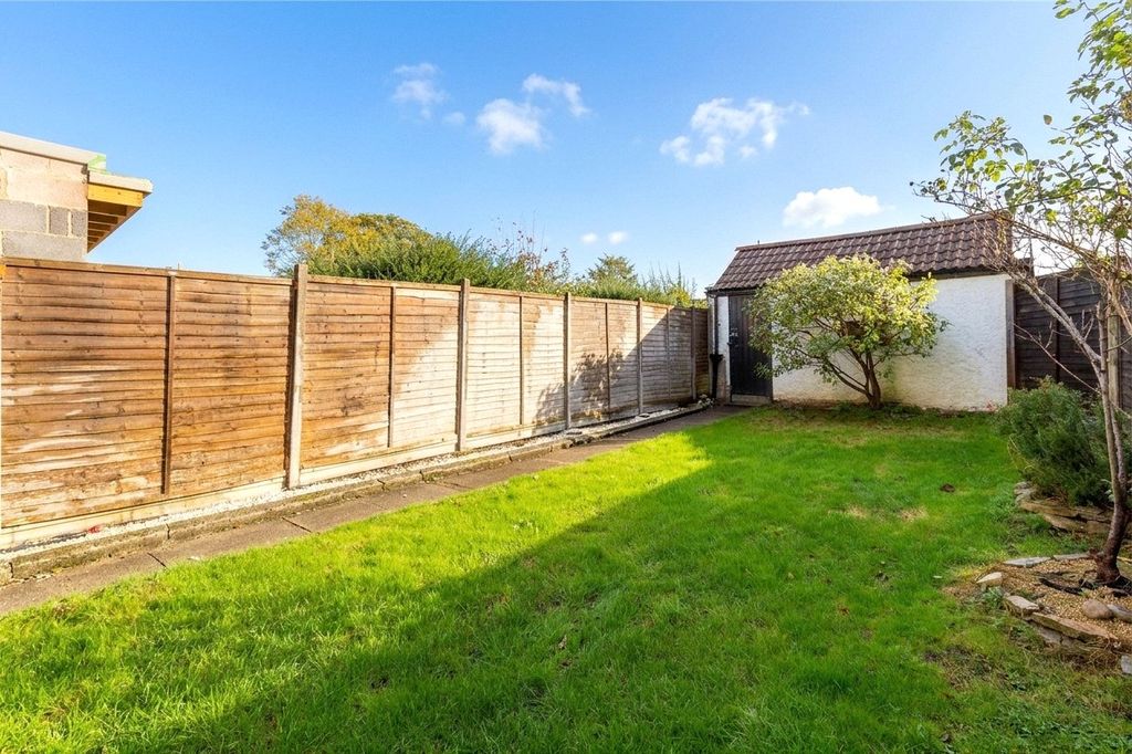 Property photo 3 of 12 Picture No. 29