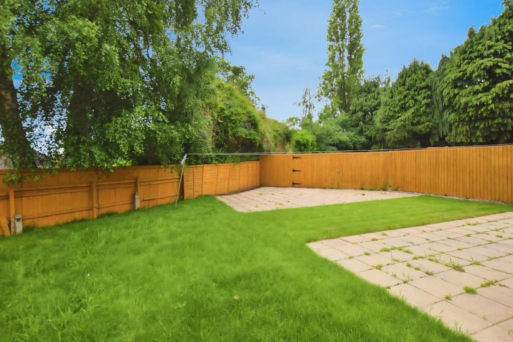 Property photo 2 of 17 1Bc28Dbe-Cggr0Nsmd0m3Cnyshkb2Vw.Jpg