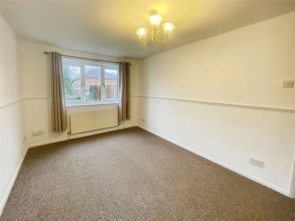 Property photo 2 of 9 Picture No. 11