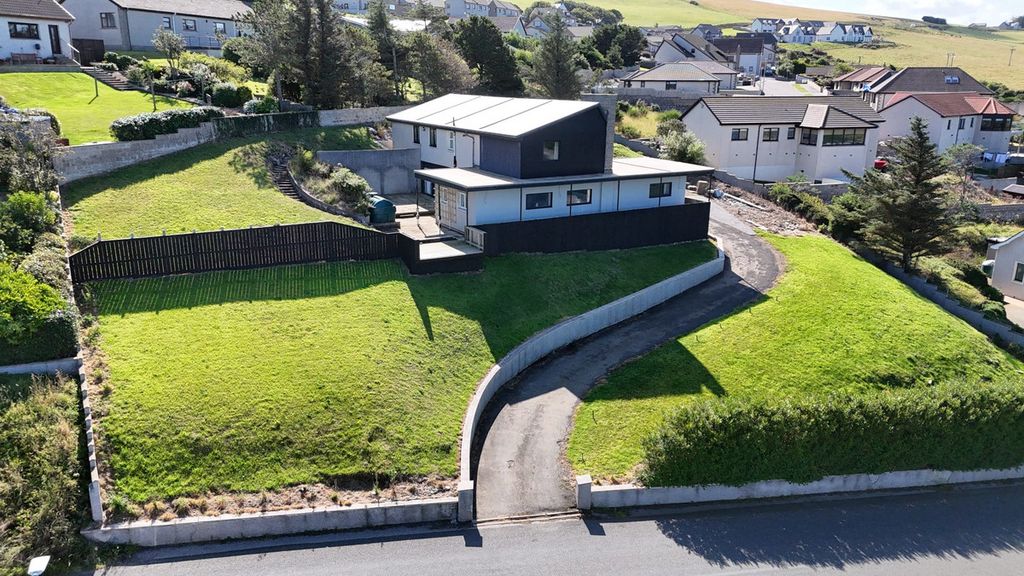 Property photo 1 of 44
