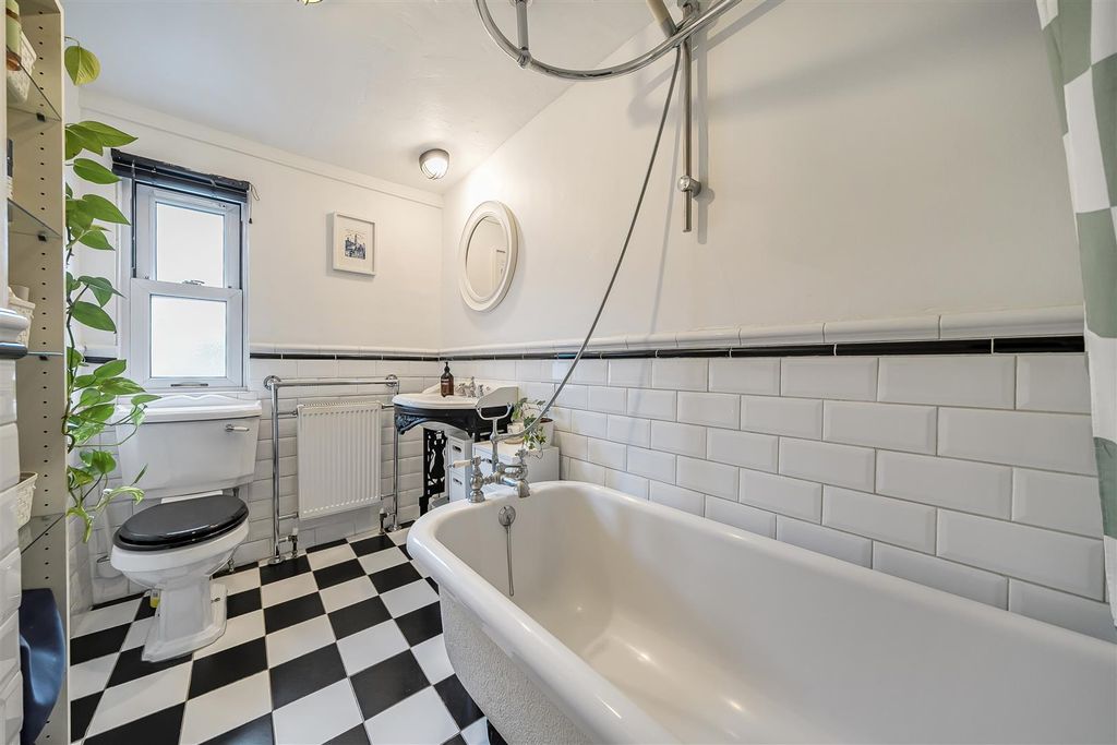 Property photo 3 of 16 1336753-14-689cc984cc1d7-.Jpg