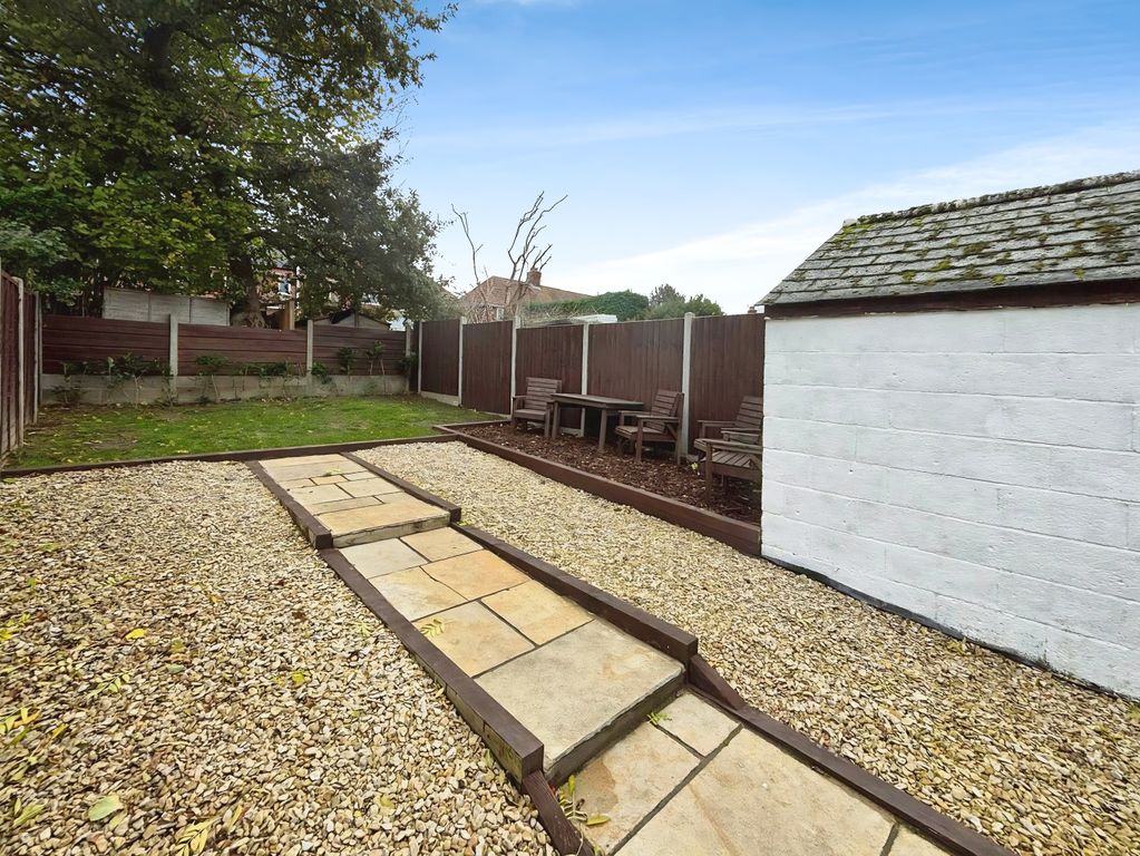 Property photo 3 of 26