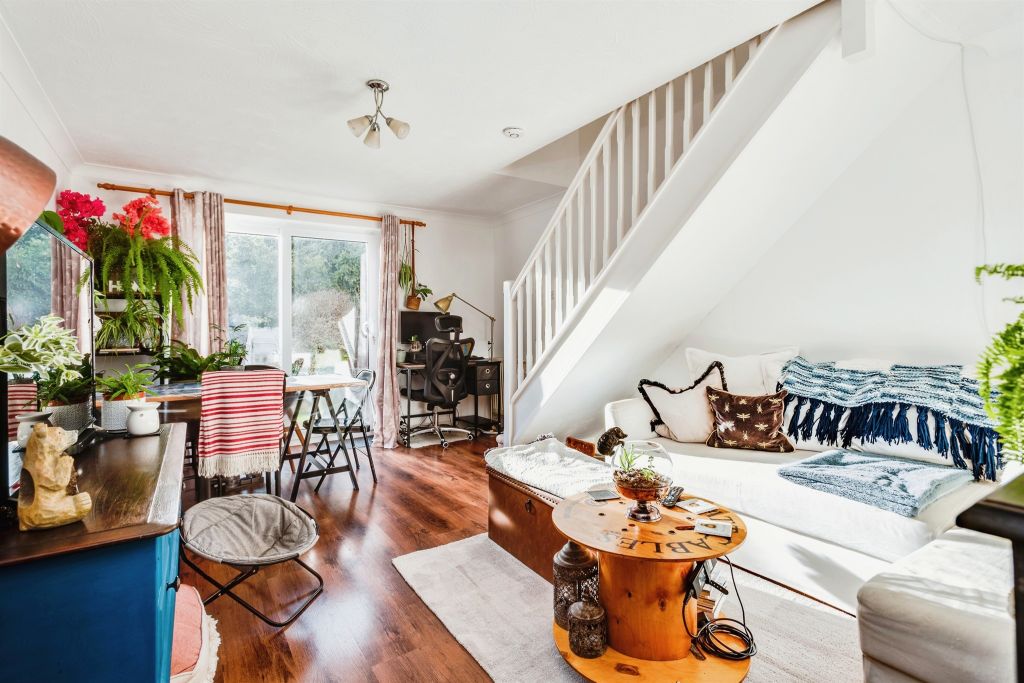 Property photo 2 of 13 Image