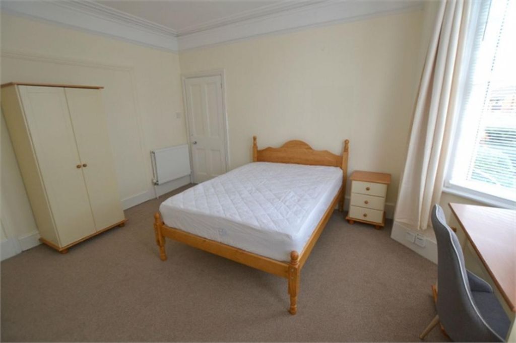 Additional image 4 of 4 bed terraced house to rentBarrack Road, St. Leonards, Exeter EX2