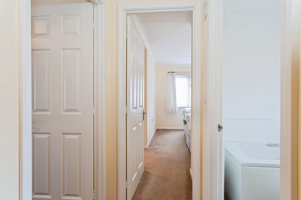 Property photo 3 of 17 Photo