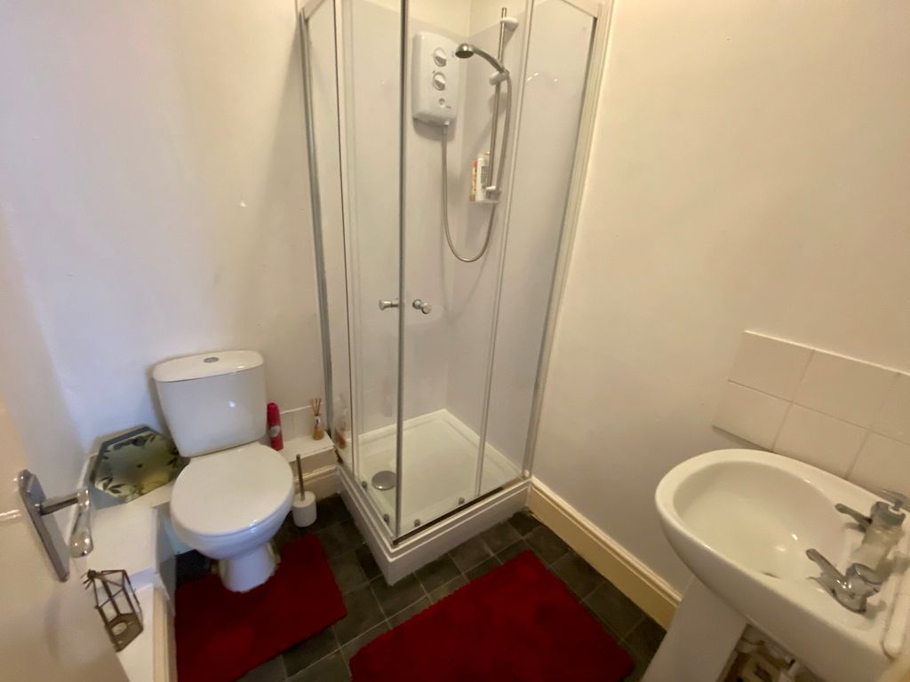 Property photo 3 of 5