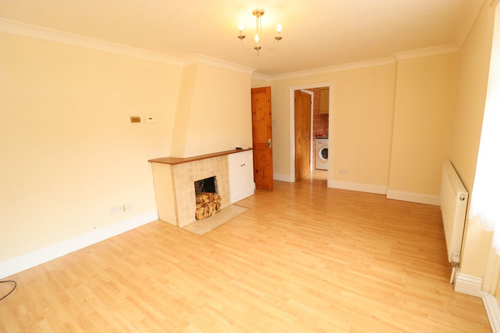 Property photo 2 of 11 Picture No. 15