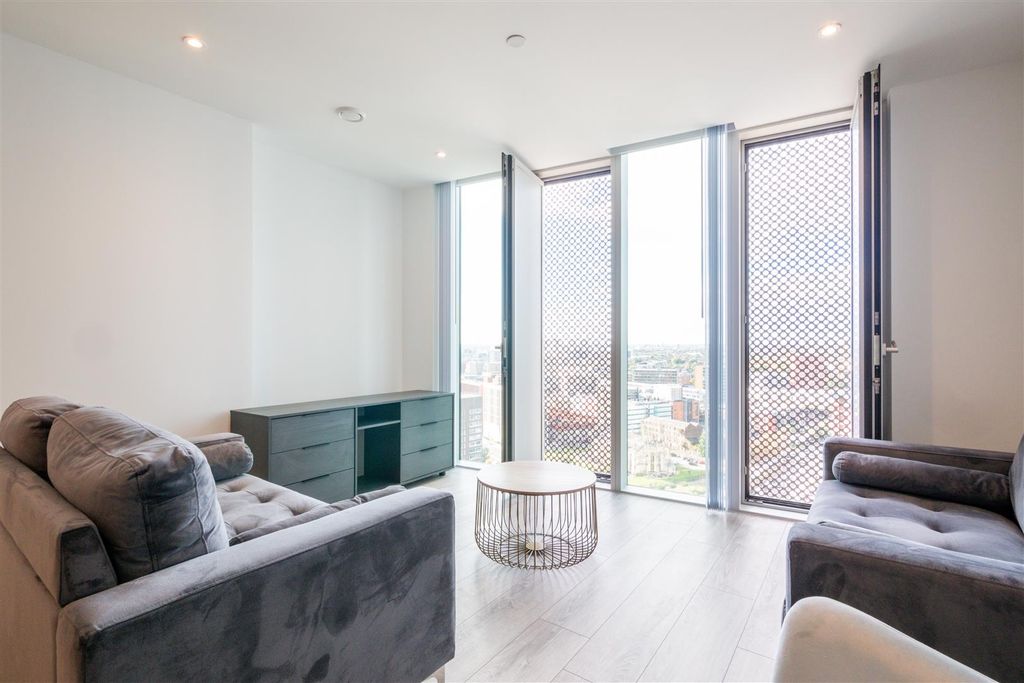 Property photo 1 of 16 P1788670.Jpg