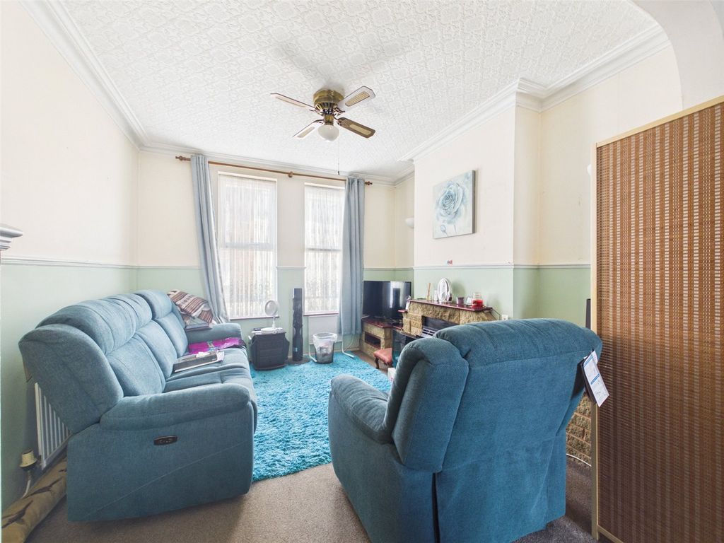 Property photo 2 of 13 Picture No. 06