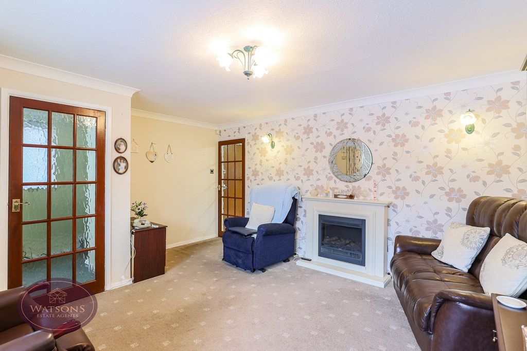 Property photo 3 of 21