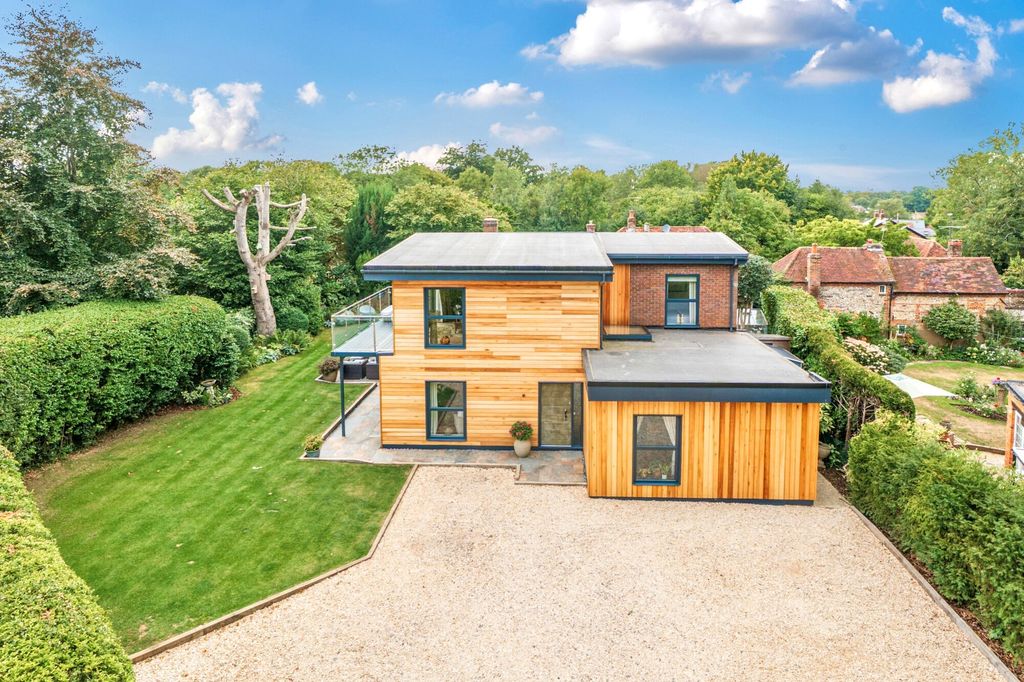 Property photo 1 of 18