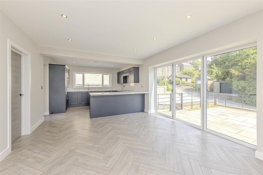 Property photo 2 of 42 Open Plan Kitchen Living Area