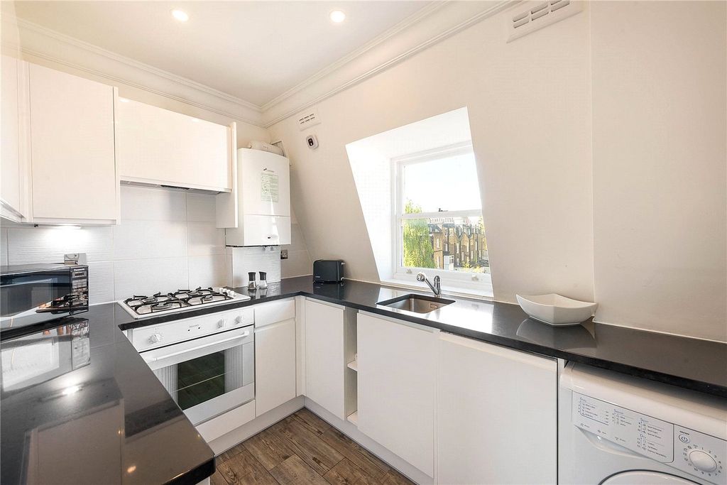 Property photo 2 of 5 Picture No. 09