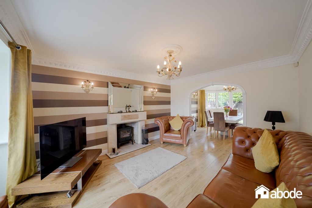 Property photo 3 of 37 Dsc05402-Hdr.Jpg