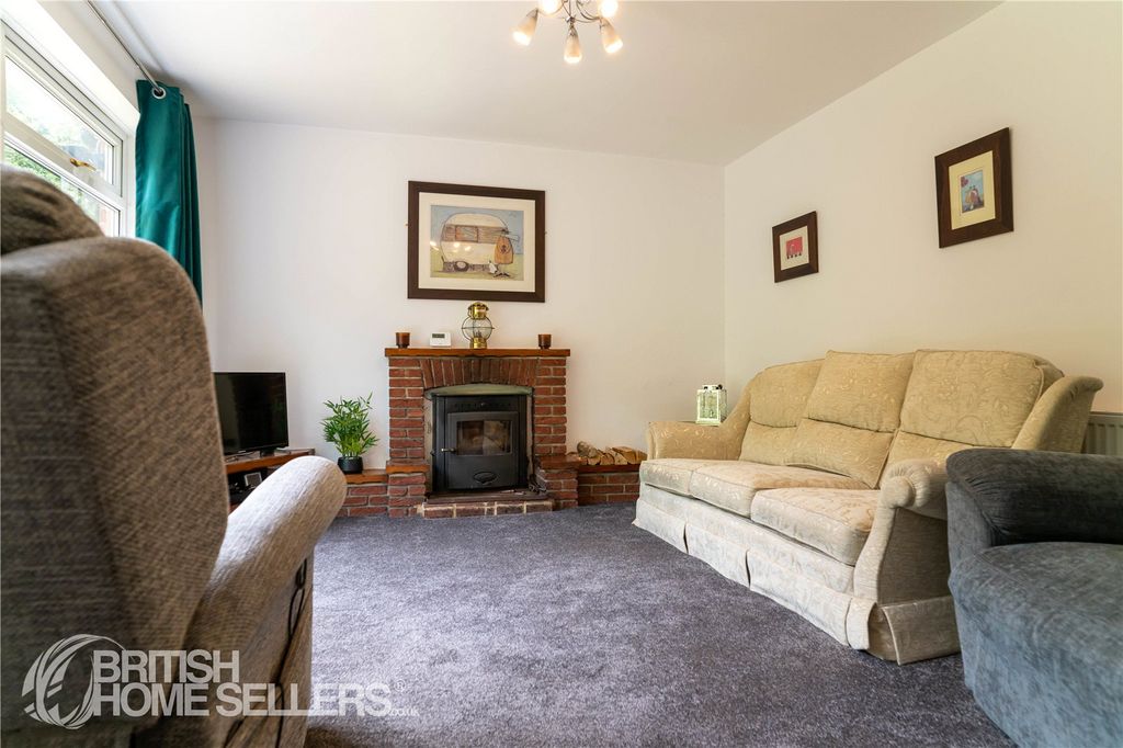 Property photo 3 of 24 Picture No. 30