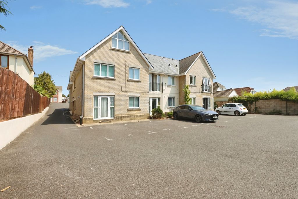 Property photo 1 of 18 Pbox-Img.Jpg