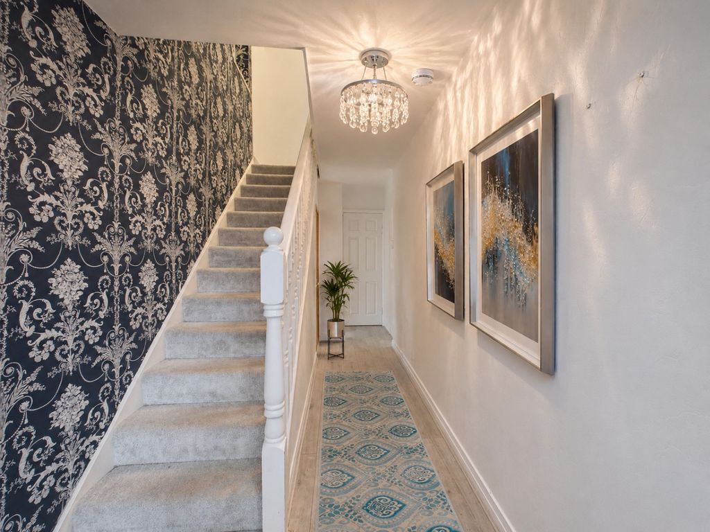 Property photo 2 of 18 5894904