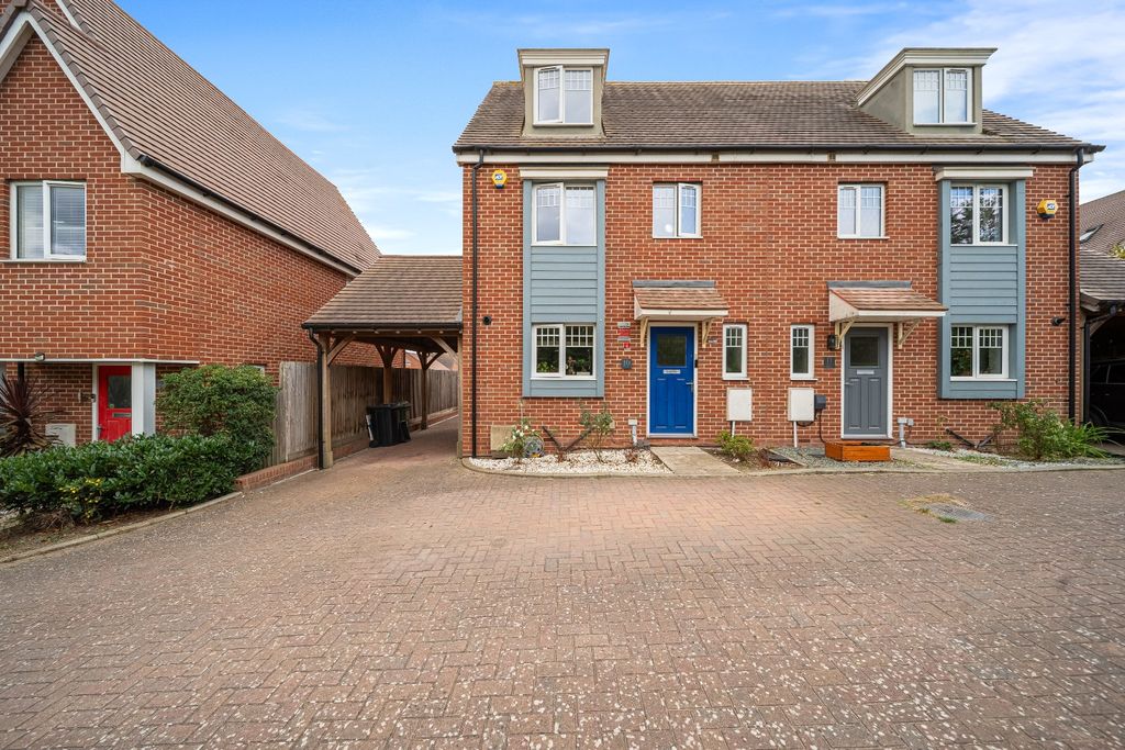 Property photo 1 of 17 5282041