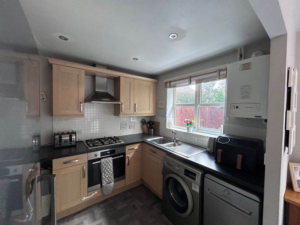 Property photo 3 of 14