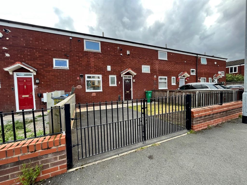 Property photo 1 of 14