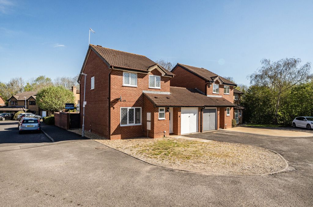 Property photo 1 of 21 1438843-1-69d4cd8...
