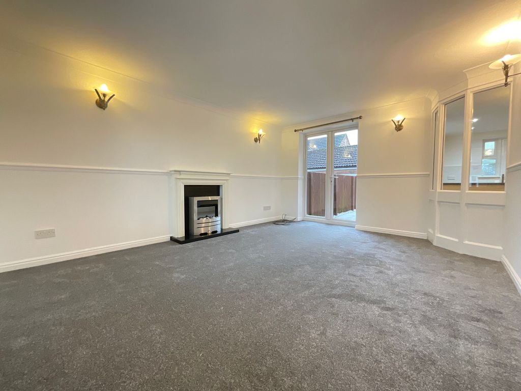 Property photo 2 of 26