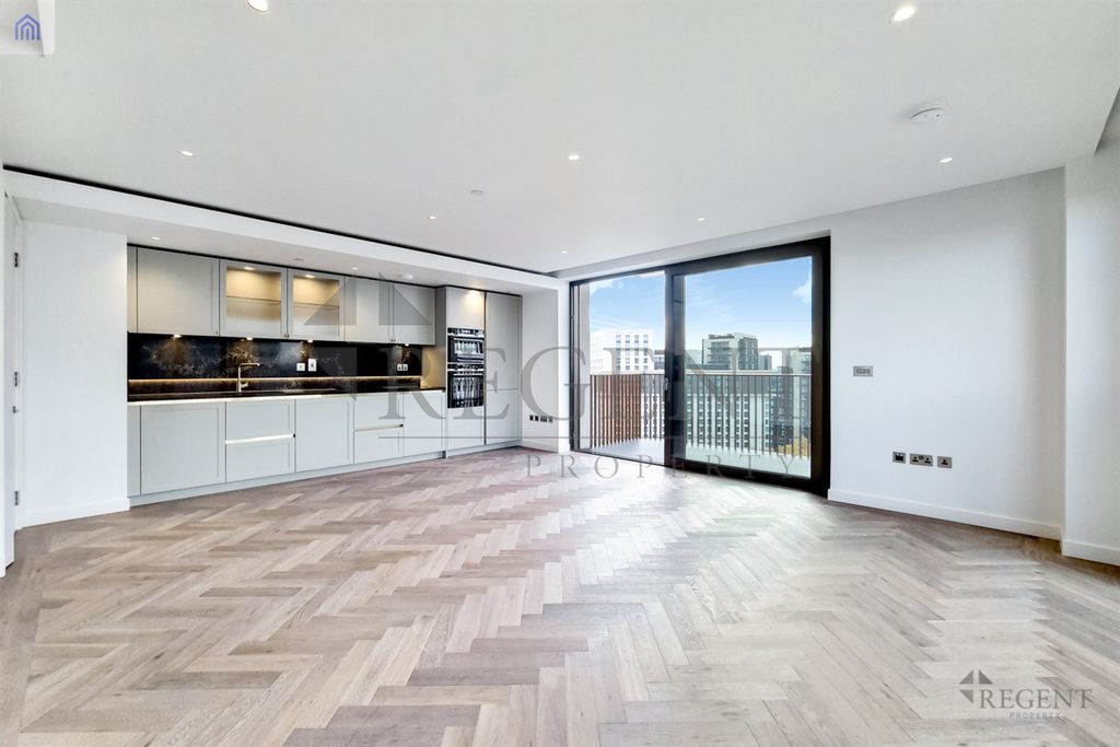 Property photo 2 of 13 Open Plan