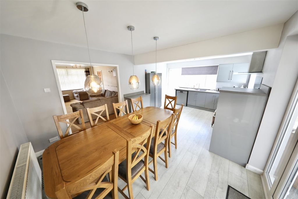 Property photo 3 of 18 0A9A6086.Jpg