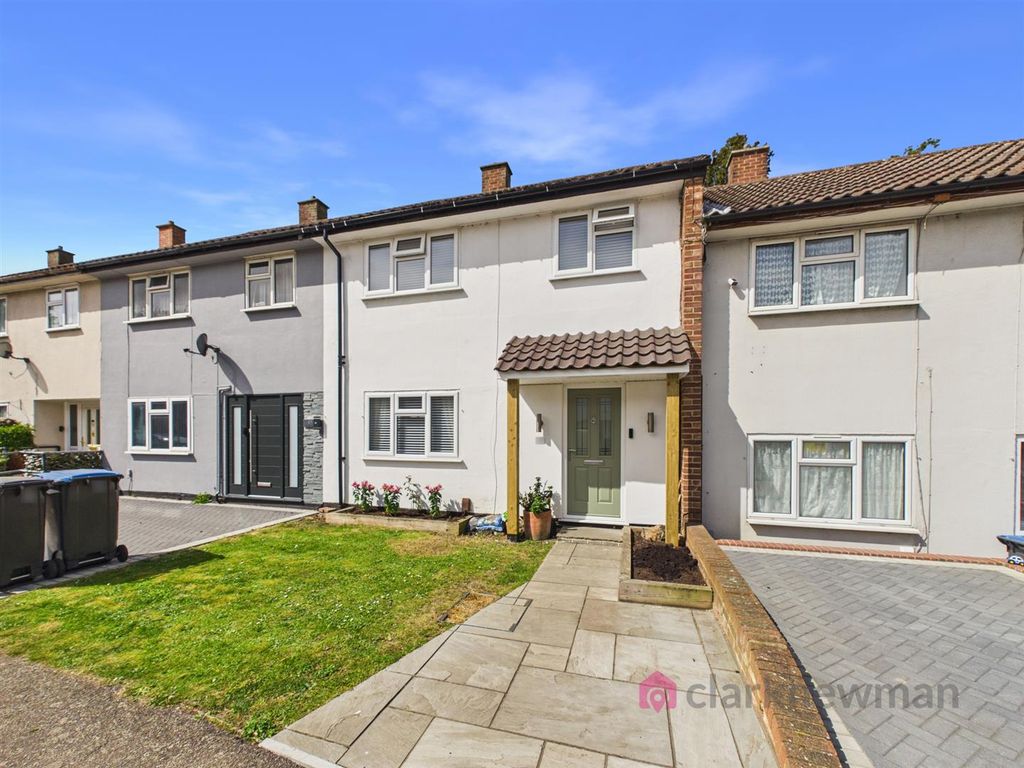 Property photo 1 of 18 Front