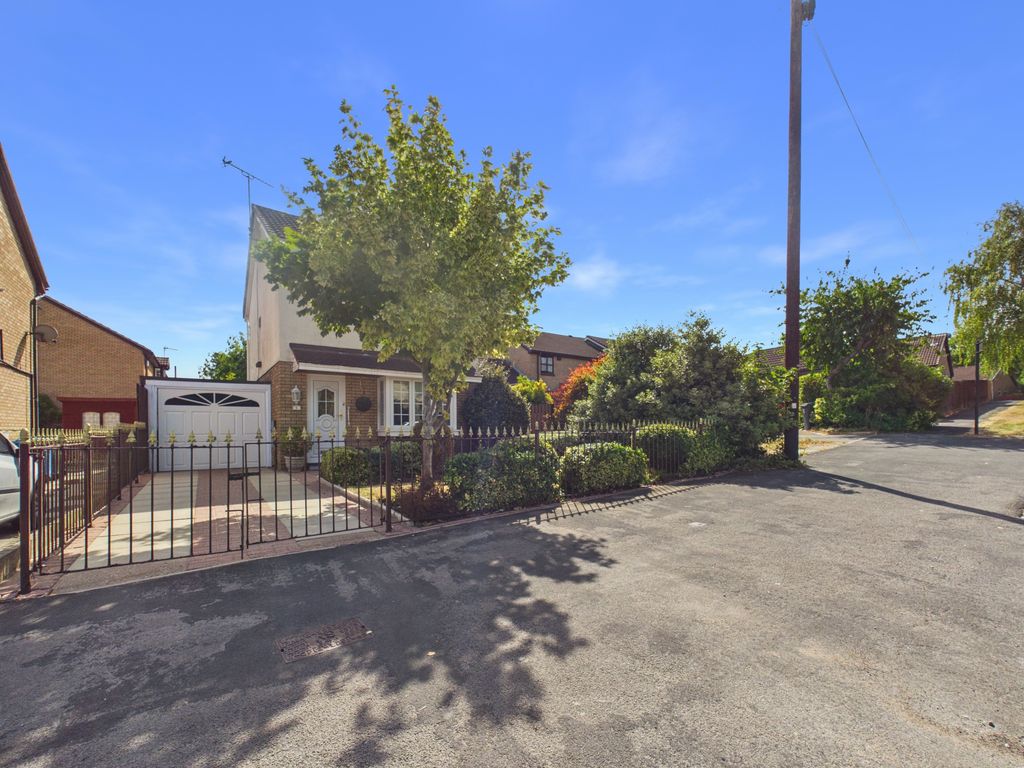 Property photo 1 of 20