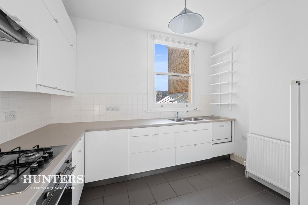 Property photo 3 of 8 Fl2_4068.Jpg