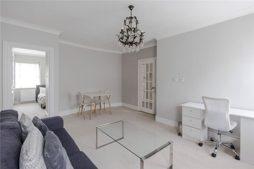 Property photo 2 of 10 Picture No. 19