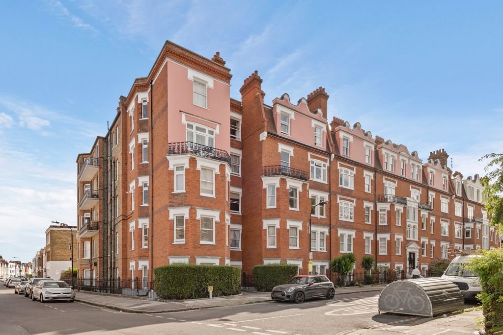 Property photo 1 of 9