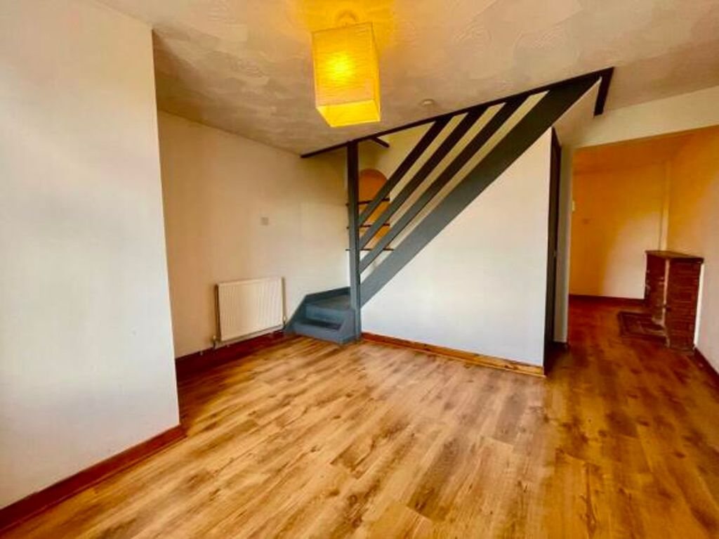 Property photo 3 of 27