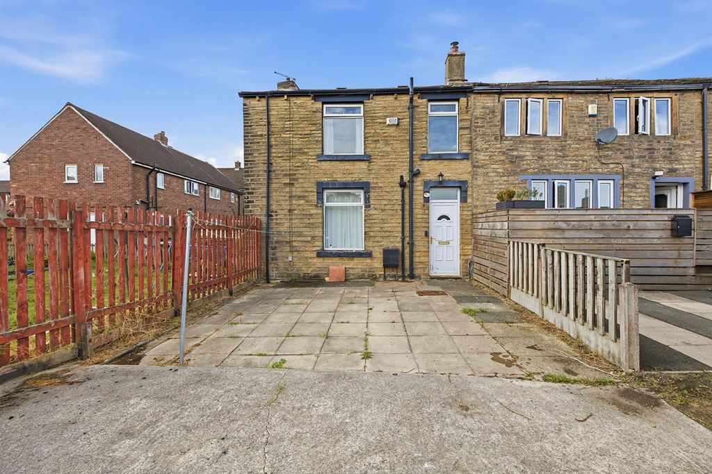 Property photo 1 of 18
