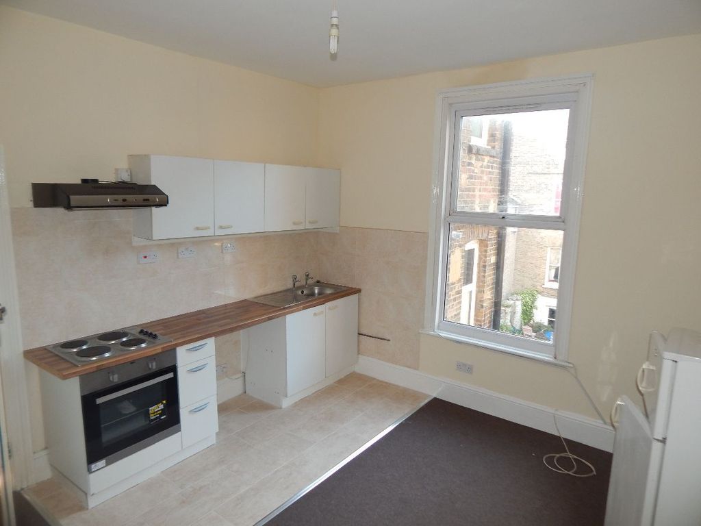 Property photo 2 of 3