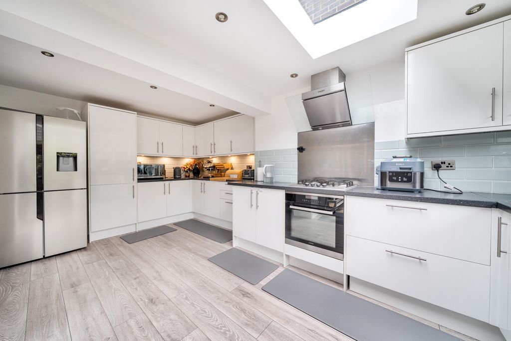 Property photo 3 of 24 1473417-10-6A33d4...
