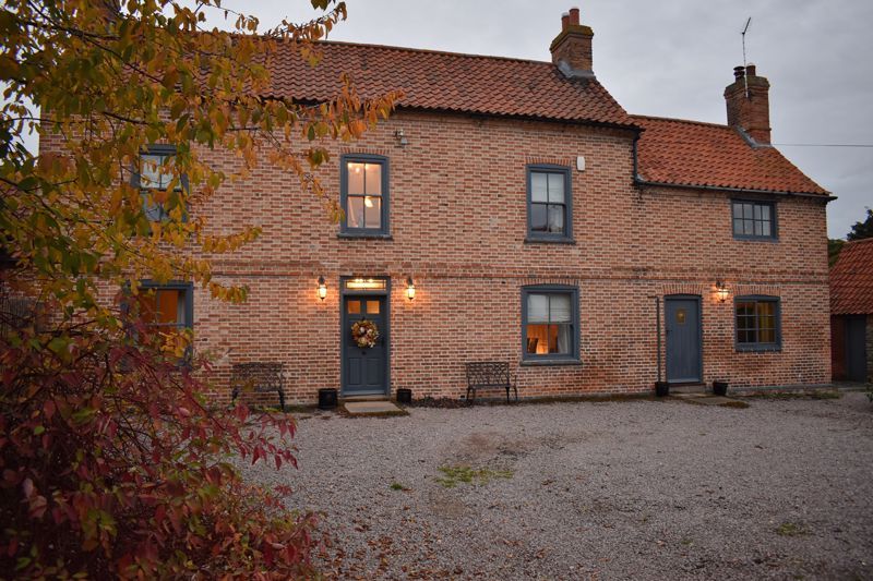 Property photo 3 of 16 Photo 15