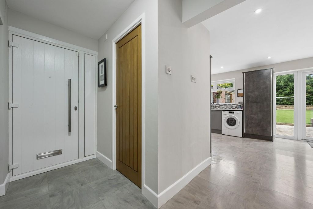 Property photo 3 of 29 21 Dales Brow Hdr-14.Jpg