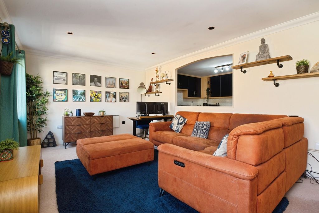 Property photo 3 of 12 Living/Dining Area