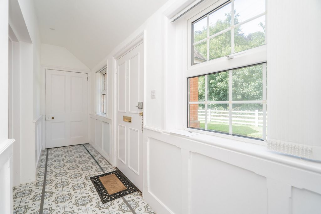 Property photo 3 of 50
