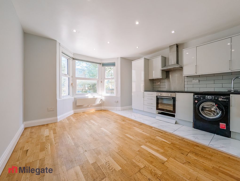 Property photo 3 of 5 Photo 3