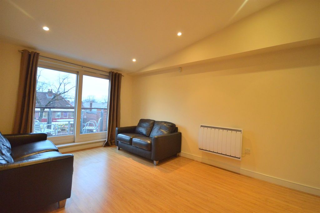 Property photo 2 of 7
