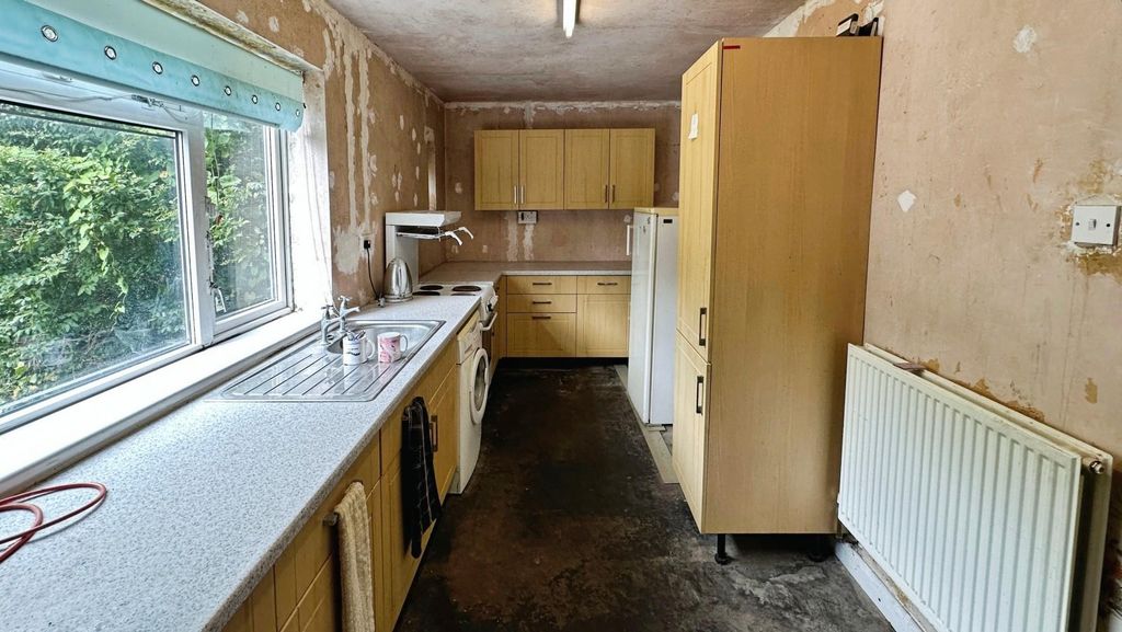 Property photo 3 of 15 8c06A978-Fullsizerender-7.Jpg