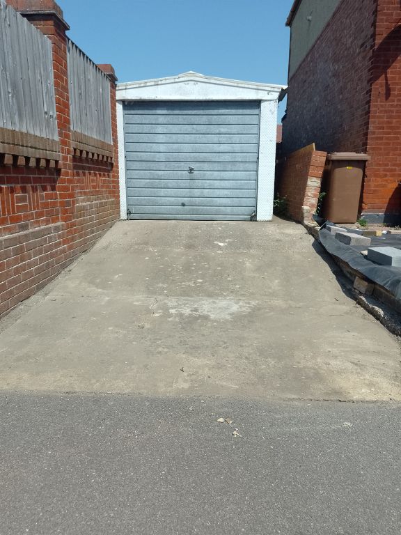 Property photo 1 of 1