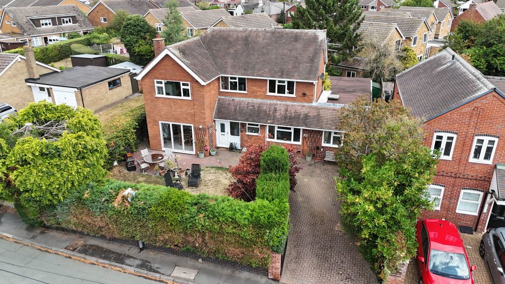 Property photo 2 of 38