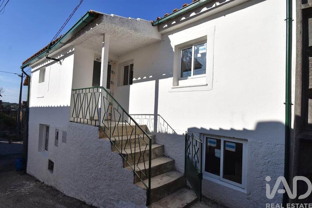 Property photo 1 of 25