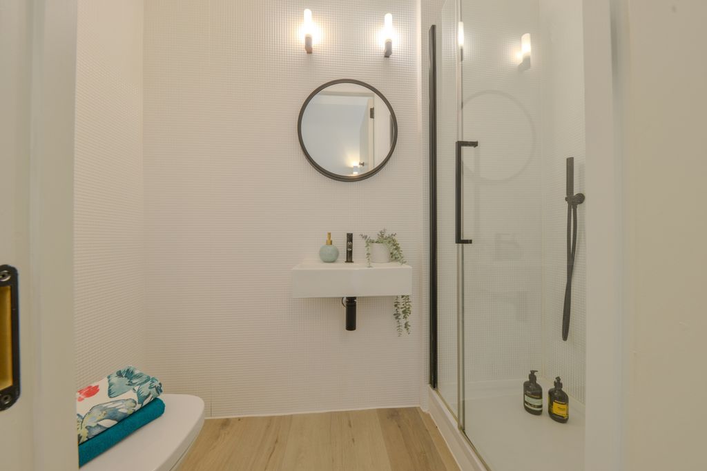 Property photo 3 of 15 Photo 4